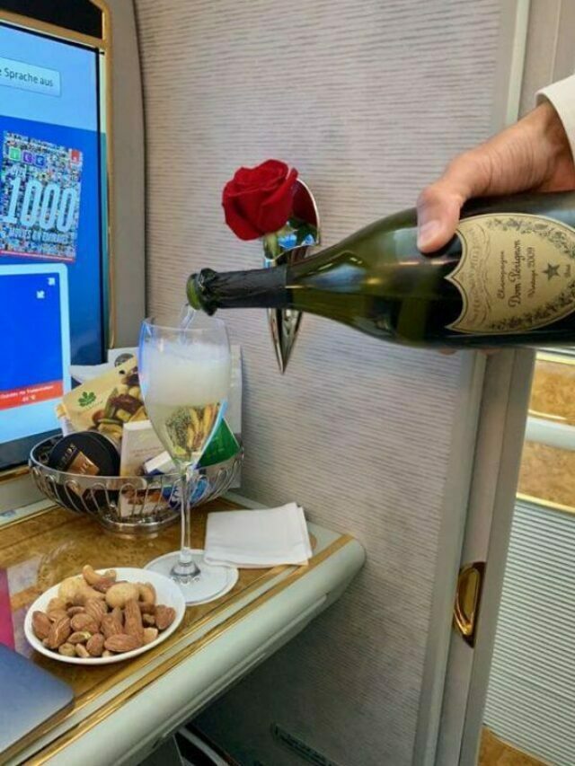 What Are The Rules For Serving Alcohol On A Flight? Learn » Sarkarikam